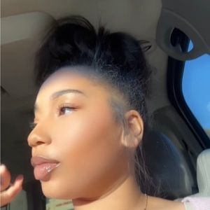 Meet your Posher, Tamia